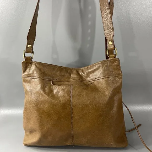 Hobo Angler Crossbody Bag - Picture 7 of 16